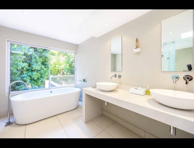 4 BEDROOM CLUSTER FOR SALE IN HURLINGHAM